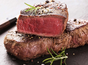 МЕДЛЕННО ЗАПЕКАЕМАЯ ГОВЯЖЬЯ ВЫРЕЗКА НА СЛИВКАХ